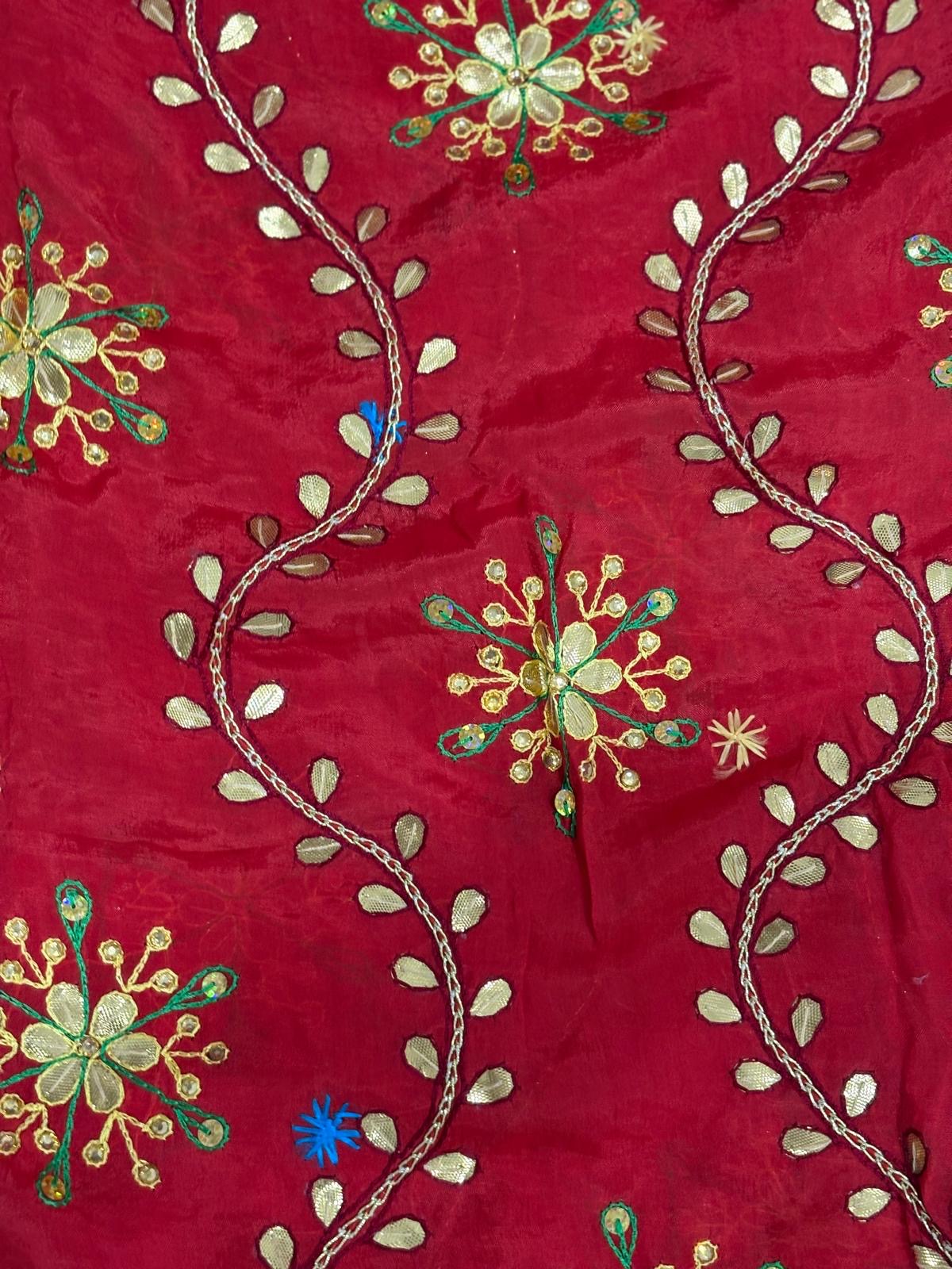 Mehreen Phulkari Dupatta