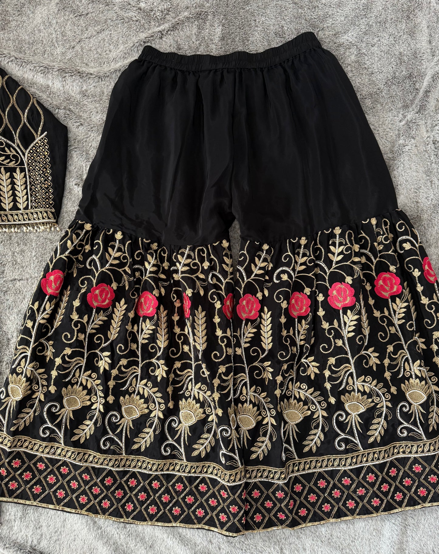 Roop Gharara Suit