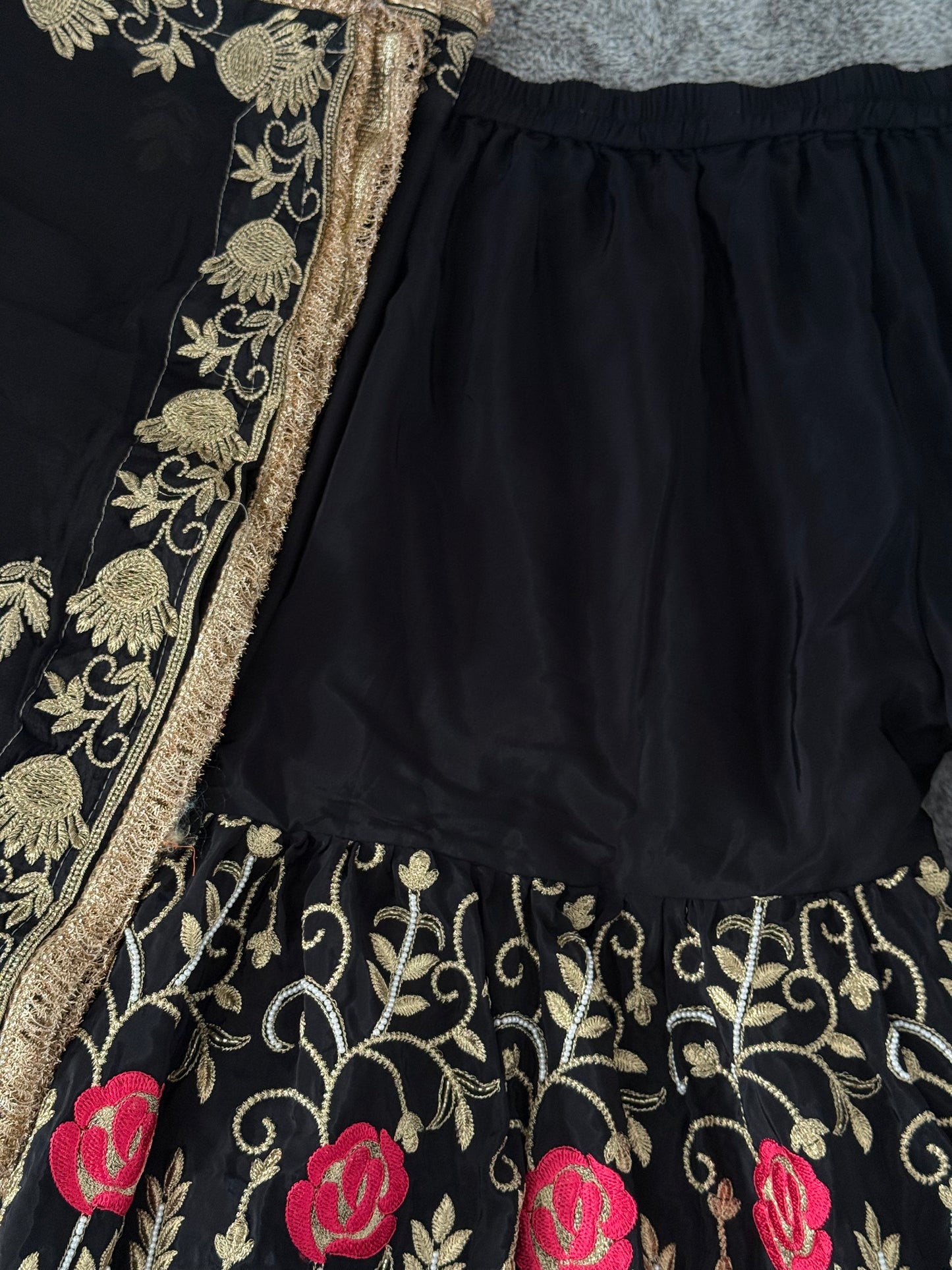 Roop Gharara Suit