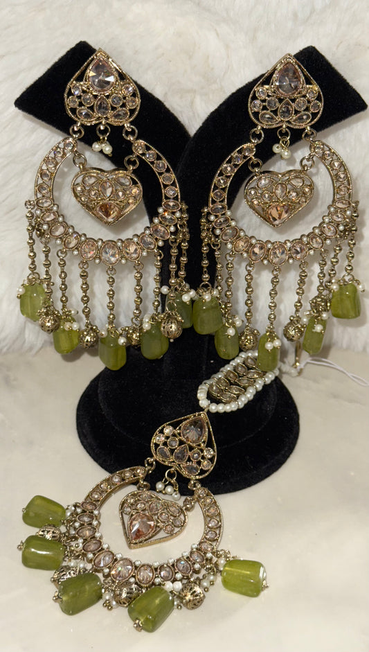 Muskaan Tikka Set
