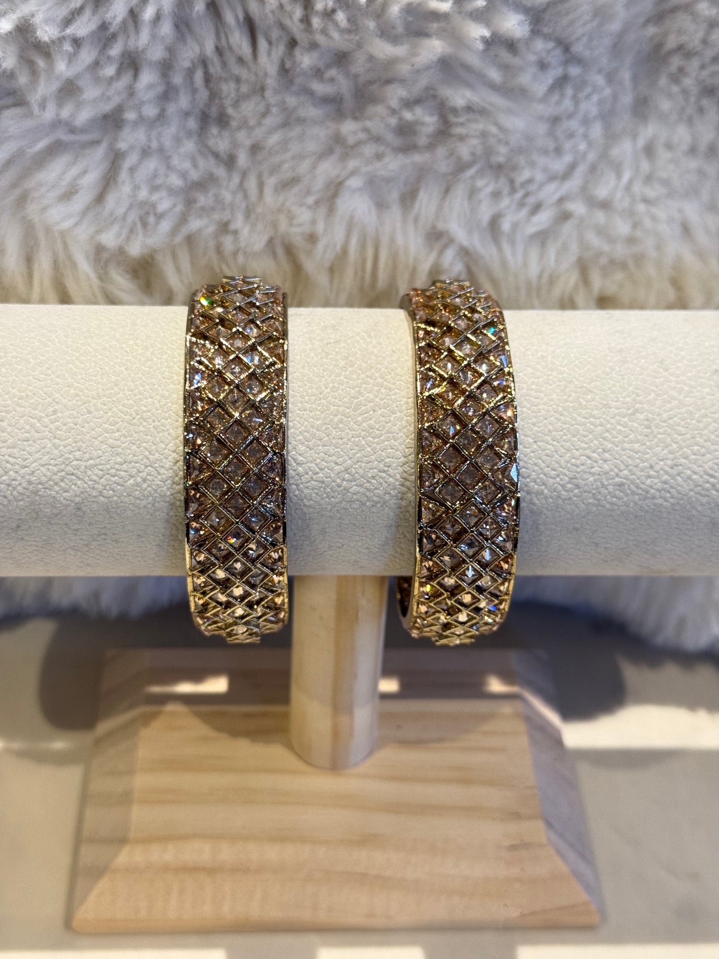 Jeet Bangles