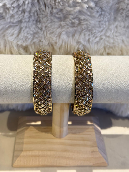 Jeet Bangles
